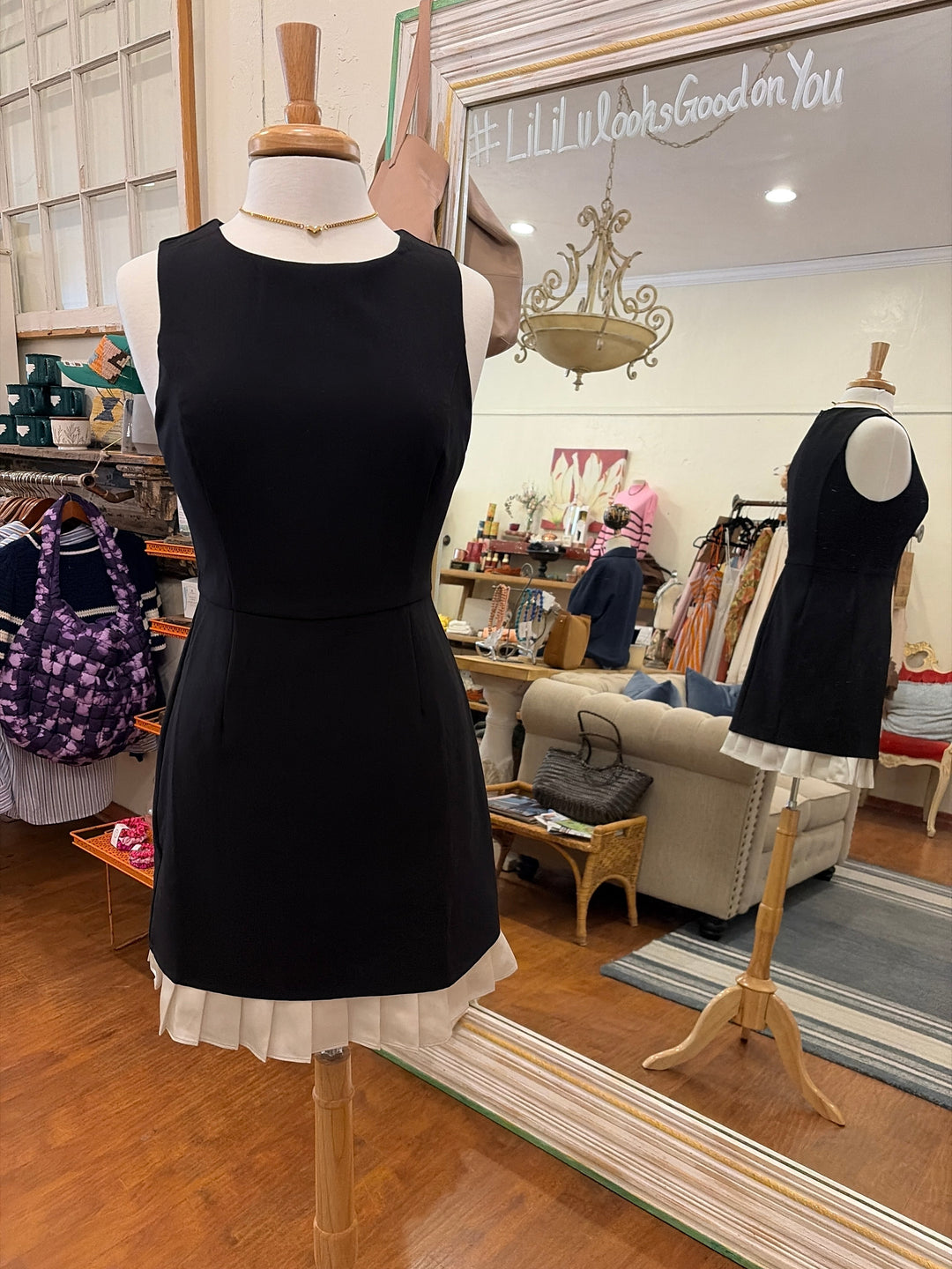 Contrast Color Dress B. right