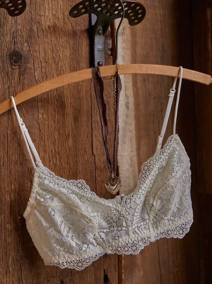 The Maya Convertible Underwire Bra by Free People - Black