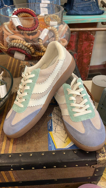 Merit by Dolce Vita Periwinkle Dolce Vita