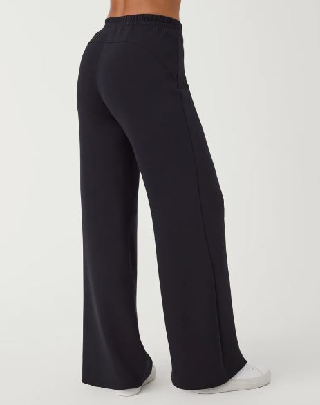 AirEssentials Wide Leg Pant Spanx